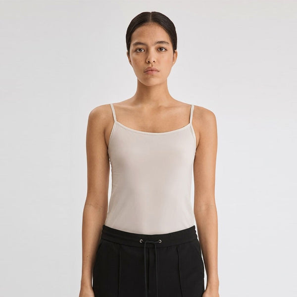 FILIPPA K Tech slip top - lys beige